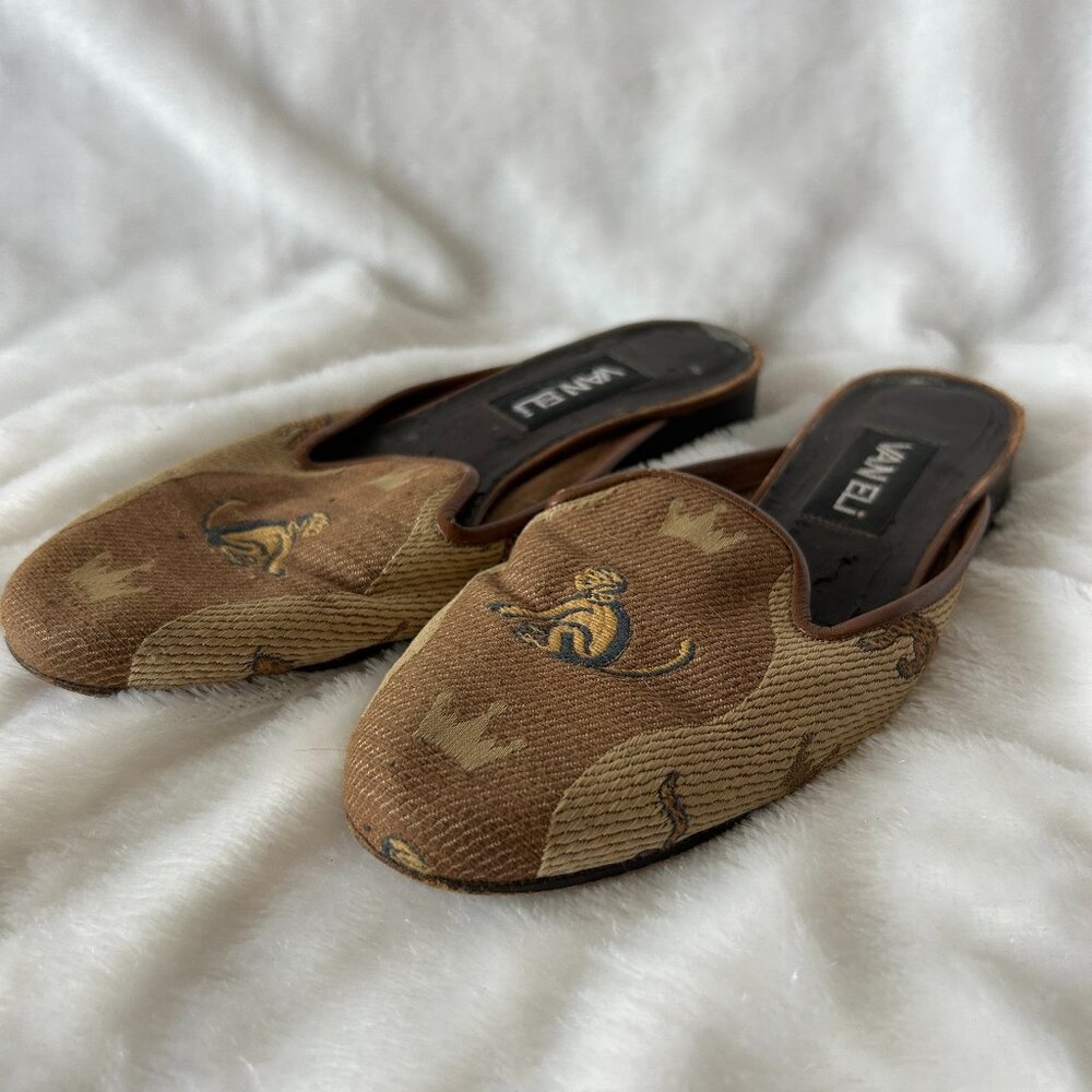 VINTAGE Van Eli Monkey Royalty Slides Womens Size 7 Brown Flats